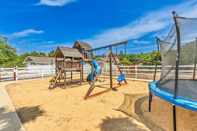 30026 Santiago Road, Temecula, CA 92592, Temecula, California, United States. - Photo 32