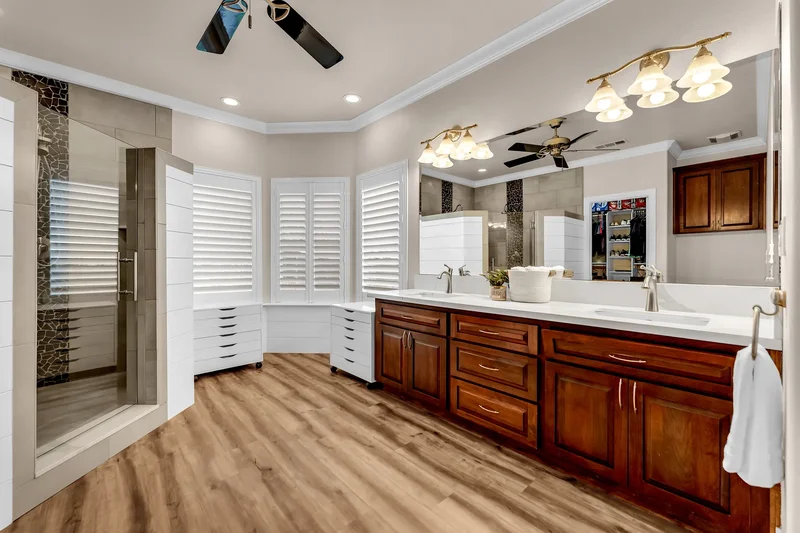 21810 Los Altos Drive , Palo Cedro, CA 96073, Palo Cedro, California, United States. - Photo 15