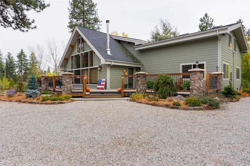 895 W Cow Creek Road, Hamilton, MT 59840, Hamilton, Montana, United States. - Photo 4