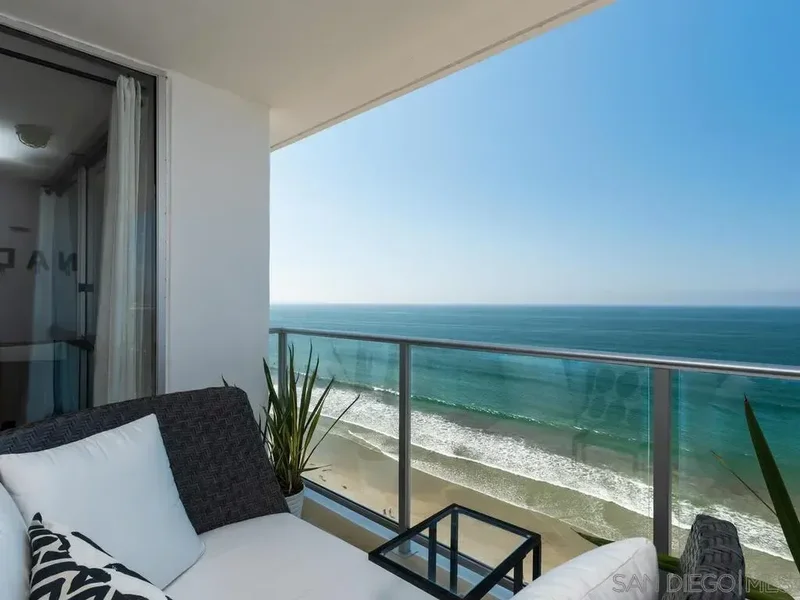 1760 Avenida Del Mundo Unit# 1205, Coronado, CA 92118, Coronado, California, United States. - Photo 9