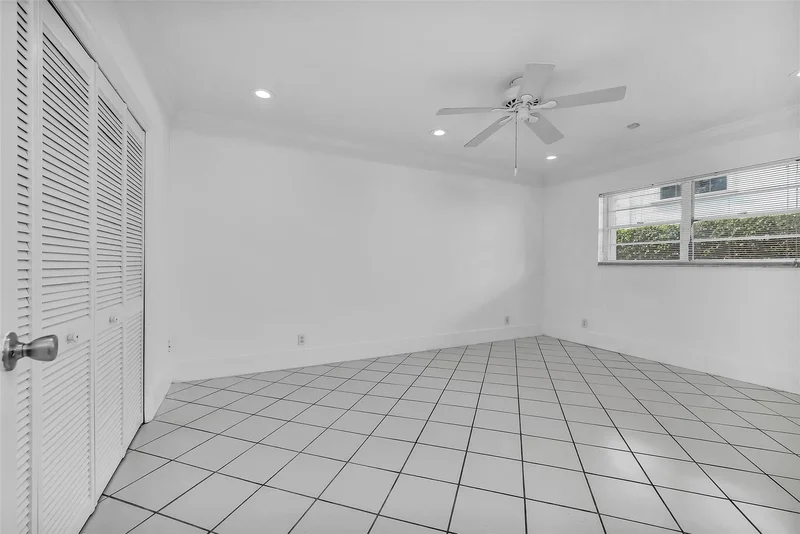 2427 Sea Island Dr, Fort Lauderdale, Florida, United States. - Photo 32