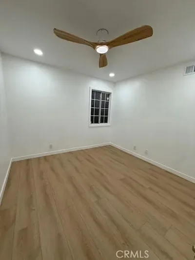 Thumbnail 43