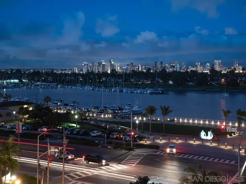 1810 Avenida Del Mundo Unit# 505, Coronado, CA 92118, Coronado, California, United States. - Photo 13