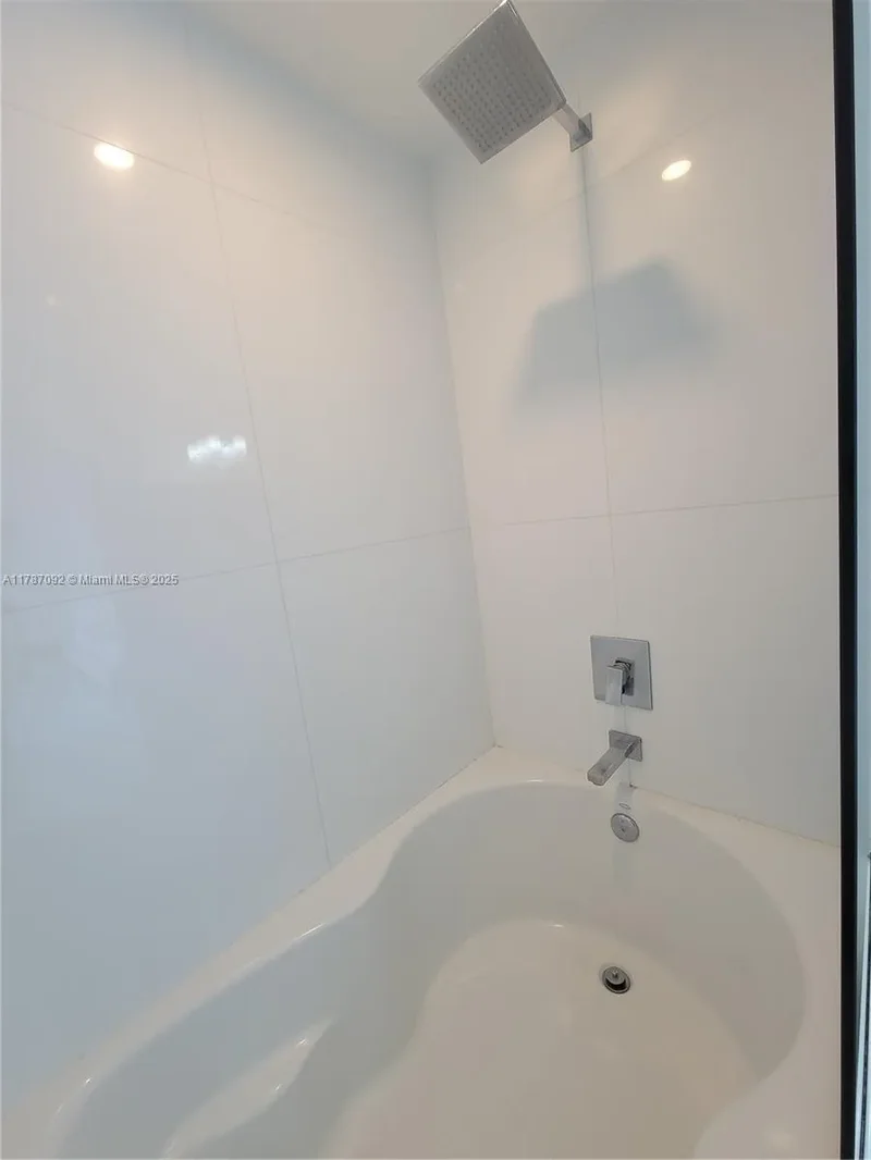 90 Alton Rd 1-TH, Miami Beach, Florida, United States. - Photo 20