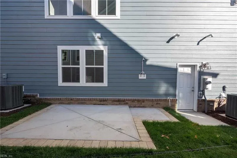 401 33RD 1/2 Avenue, Virginia Beach, Virginia, United States. - Photo 25