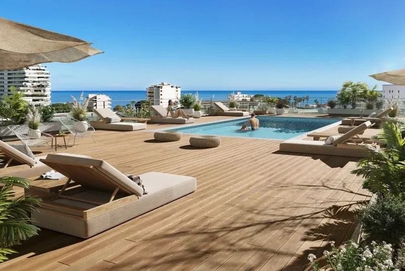 Luxury penthouse with sea views in Villeneuve-Loubet