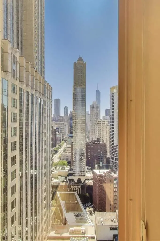 100 E. Walton Street, #42F, Chicago, IL, 60611, USA, Chicago, Illinois, United States. - Photo 20
