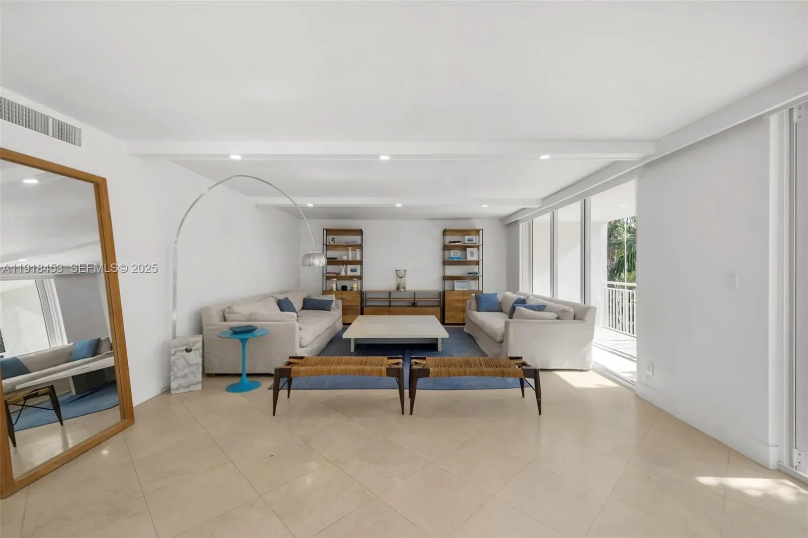 605 Ocean Dr 2L, Key Biscayne, Florida, United States. - Photo 2
