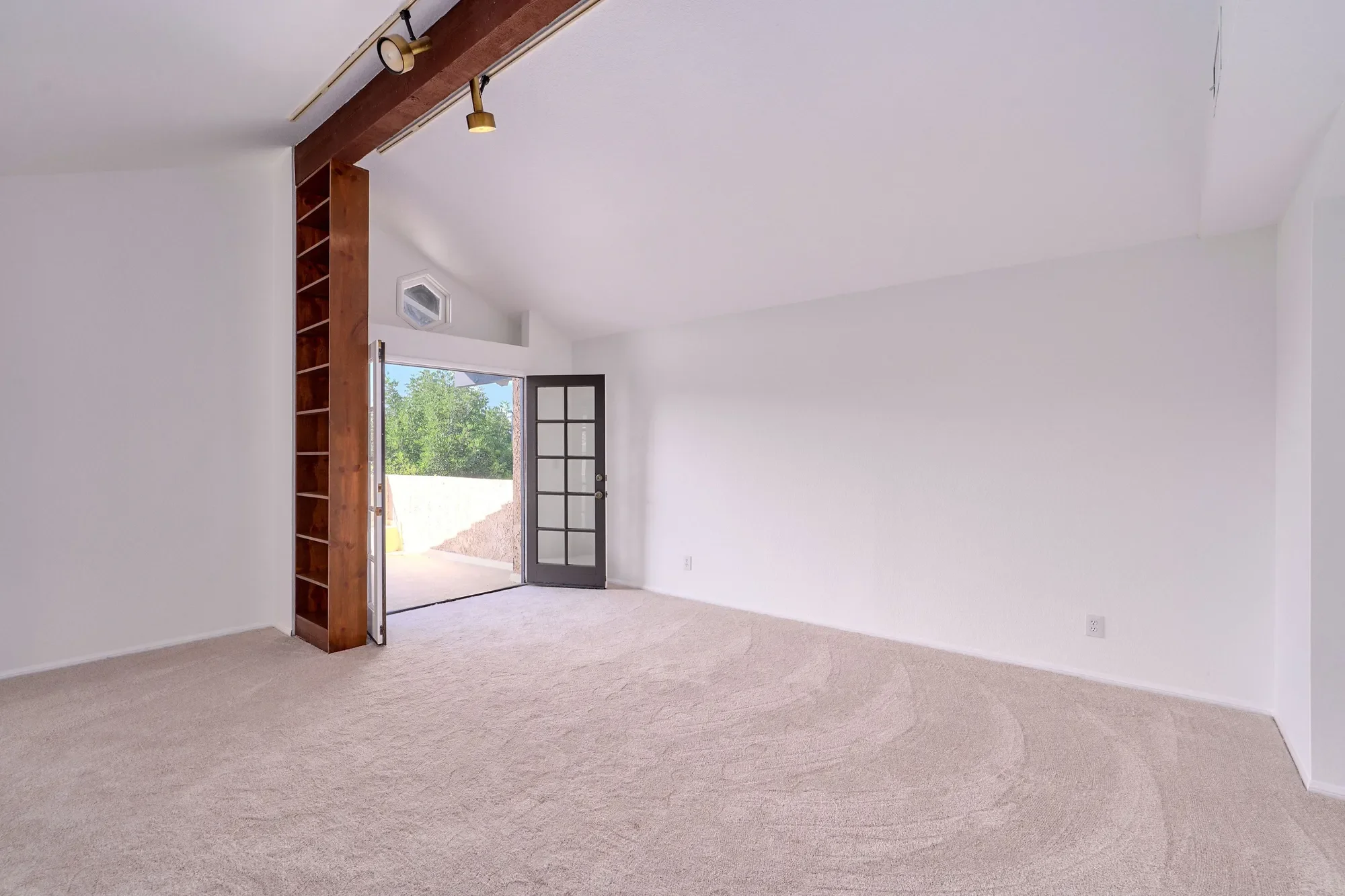 751 Wildwood Avenue, Thousand Oaks, CA 91360, Thousand Oaks, California, United States. - Photo 22
