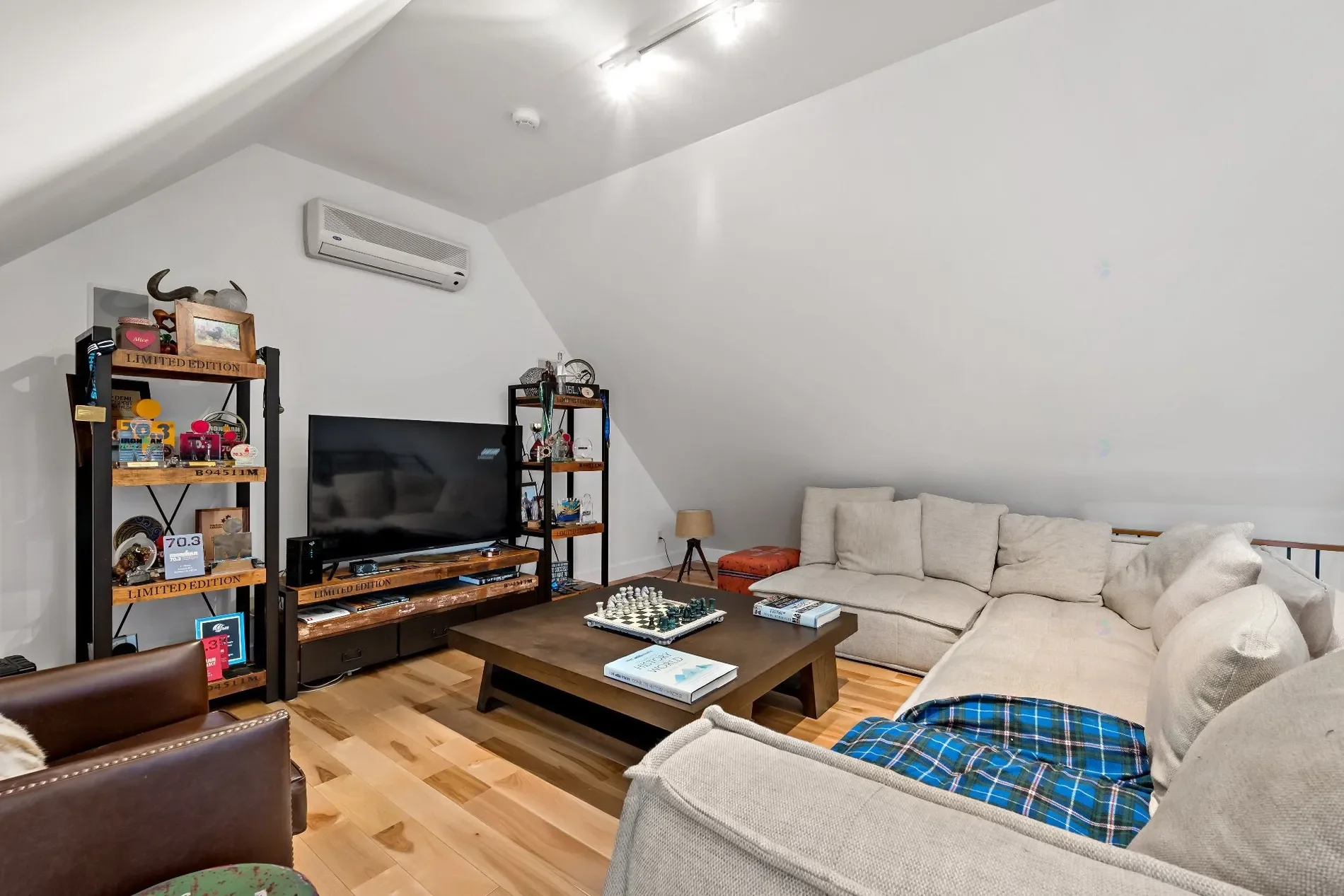 Gallery photo 11