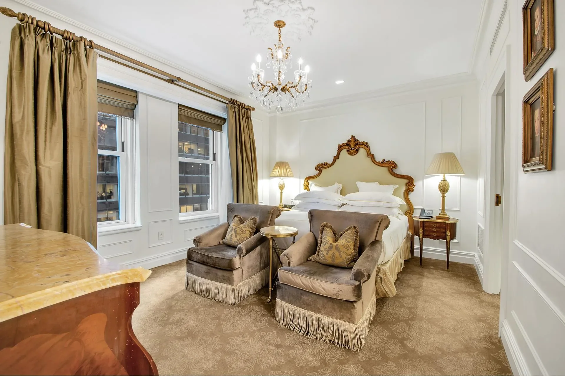 The Plaza Residence, 1 CENTRAL PARK S, New York, New York, United States. - Photo 3