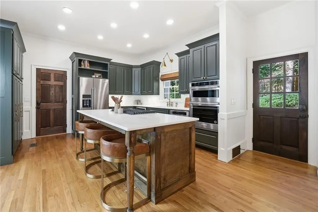 8520 Valemont Drive, Atlanta, Georgia, United States. - Photo 10