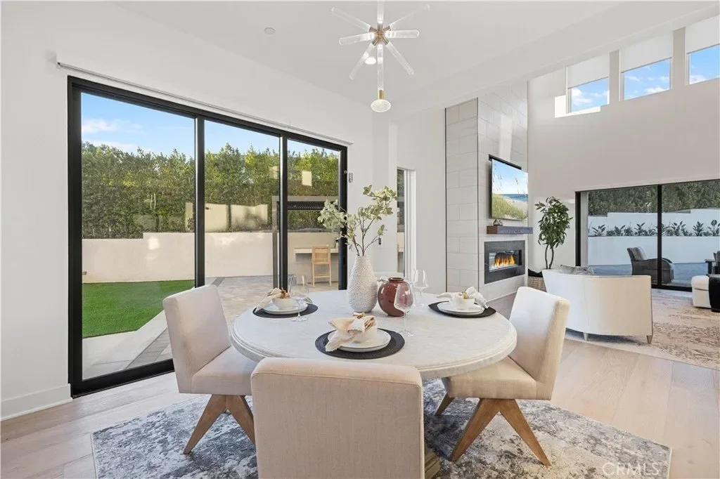 11029 Lurline Avenue, Chatsworth, CA, 91311, USA, Los Angeles, California, United States. - Photo 17