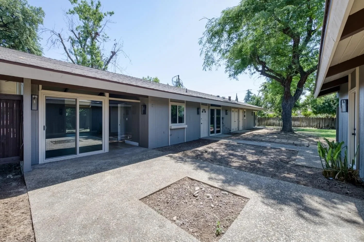 1904 Fairway Avenue S, Fresno, CA 93727, Fresno, California, United States. - Photo 28
