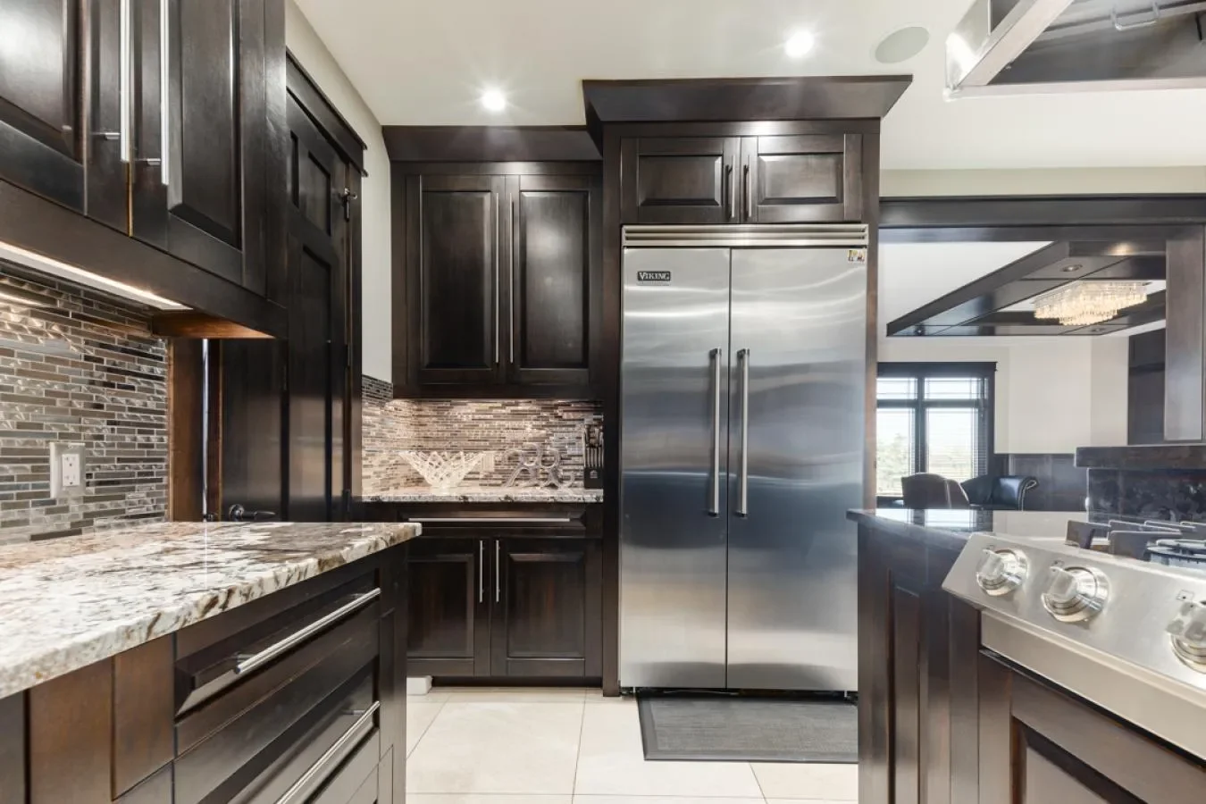 33009 Mountain Glen View, Cochrane, Alberta, Canada. - Photo 19