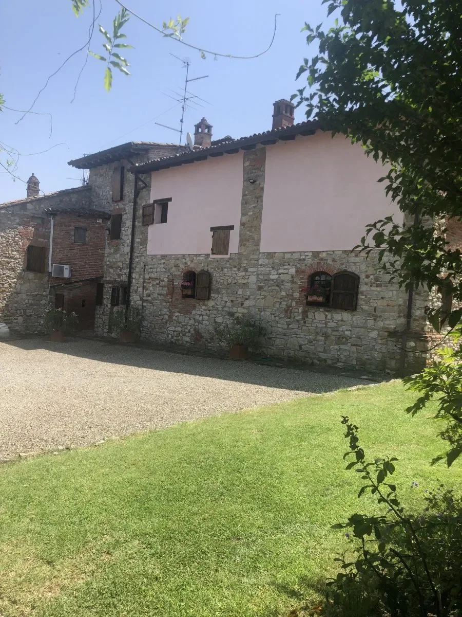 Exterior photo 11