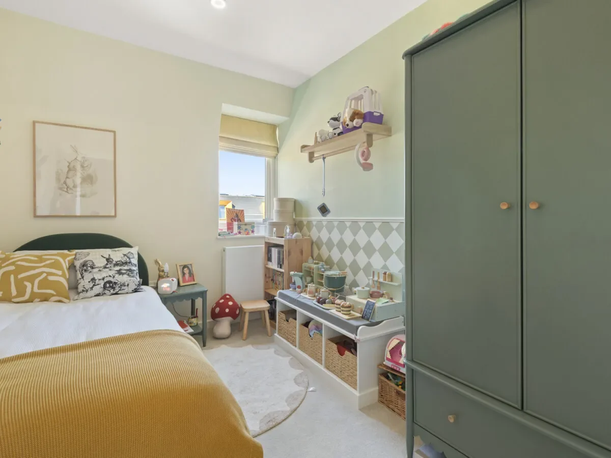 Wilna Road, London, SW18, London, England, United Kingdom. - Photo 4
