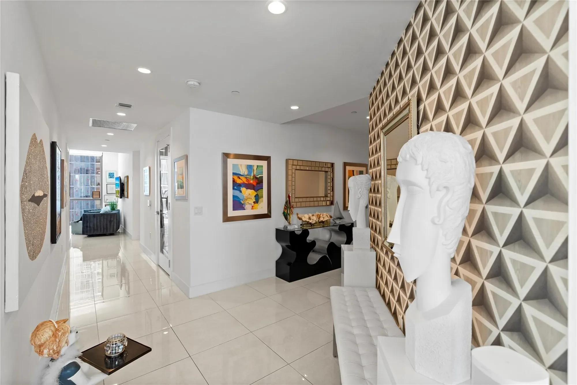 Gallery photo 12