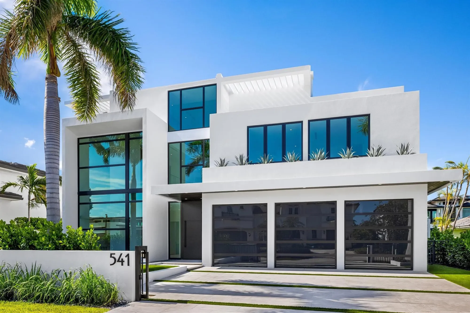 541 Golden Harbour Drive, Boca Raton, Florida, United States. - Photo 8