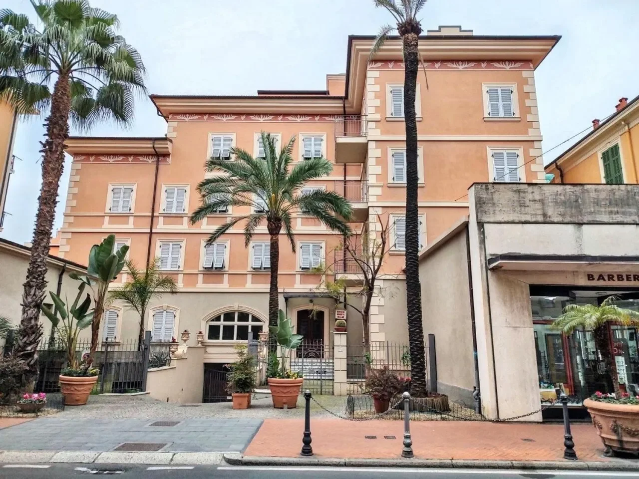 Via Vittorio Emanuele II, N. 117, Bordighera, Liguria, Italy. - Photo 15