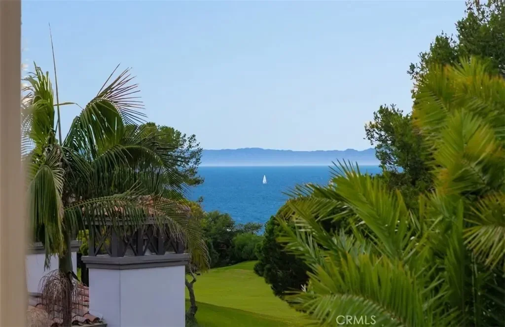 11 Shoreview, Newport Beach, California, United States. - Photo 53