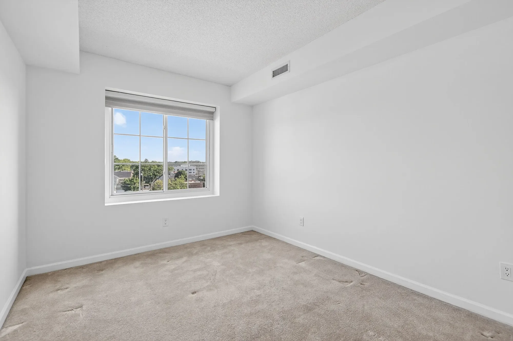 242 Maple Unit# 501, Westbury, NY 11590, Salisbury, New York, United States. - Photo 18