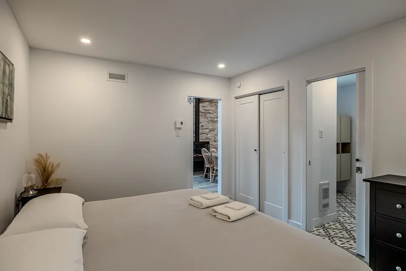 128 Rue Horizon-Boisé, Baie-Saint-Paul, QC G3Z1L7, Baie-Saint-Paul, Quebec, Canada. - Photo 2