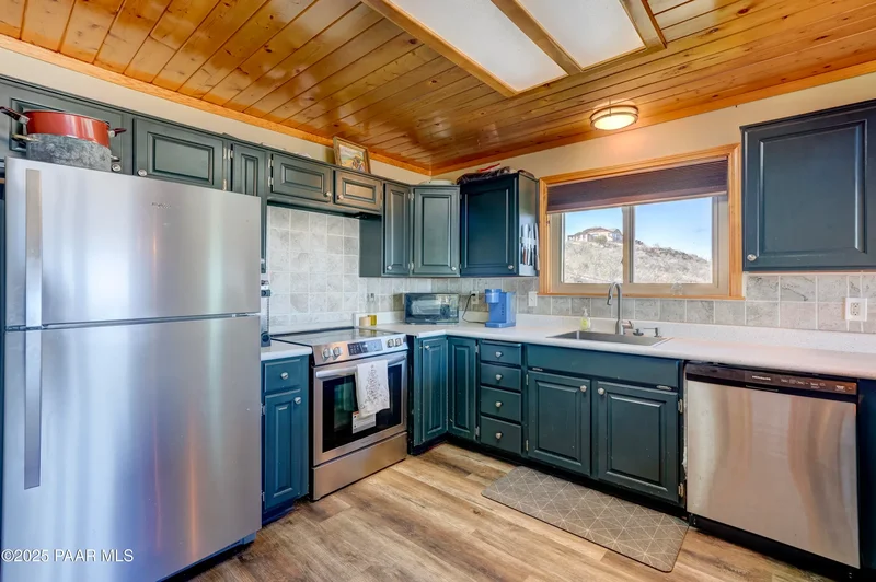 715 N Lakeview Drive, Prescott, Arizona, United States. - Photo 12