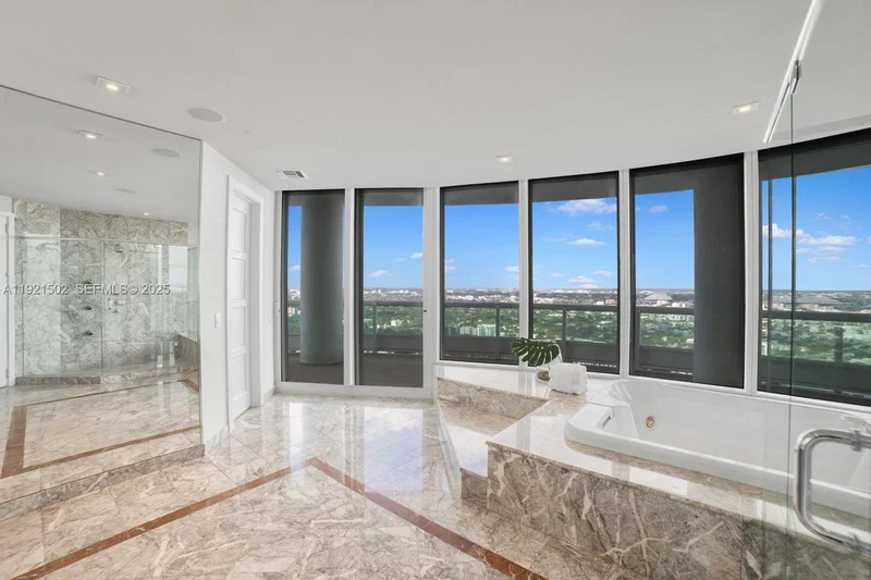 1643 Brickell Ave PH4902, Miami, Florida, United States. - Photo 24