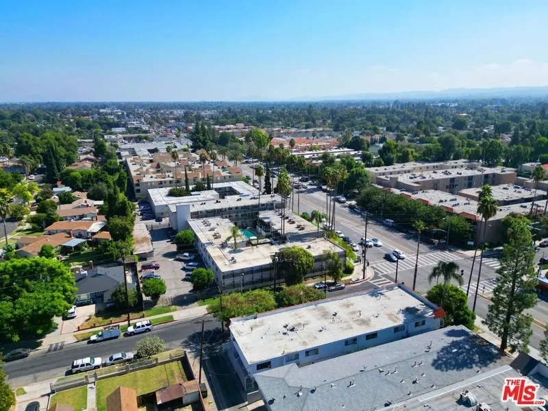 19103 Sherman Way, Los Angeles, California, United States. - Photo 14