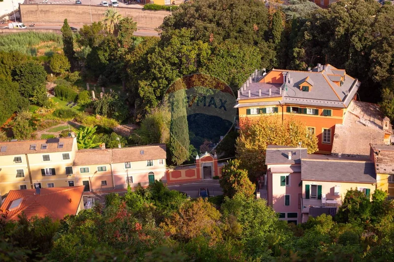 Porzione di villa in vendita a Levanto, Centro