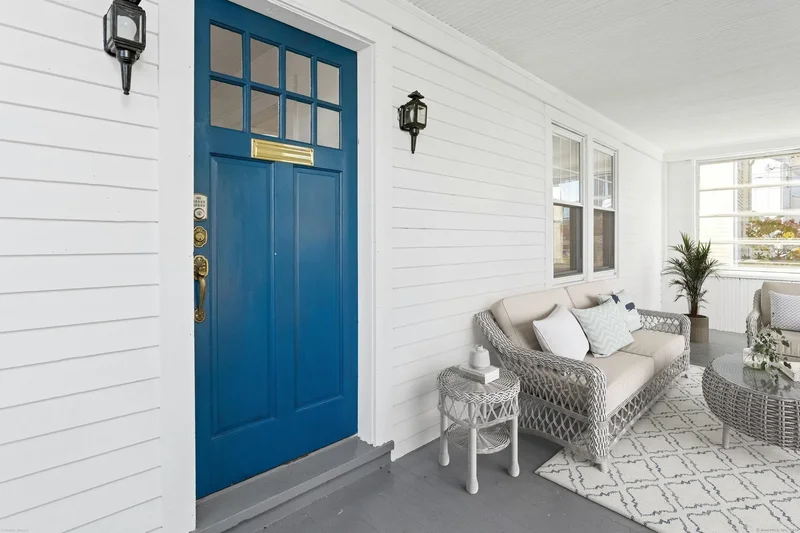 361 Riverside Drive, Fairfield, Connecticut, United States. - Photo 3