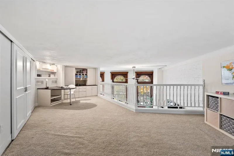 83 Montgomery Street 201, Jersey City, NJ 07302, Jersey City, New Jersey, United States. - Photo 32