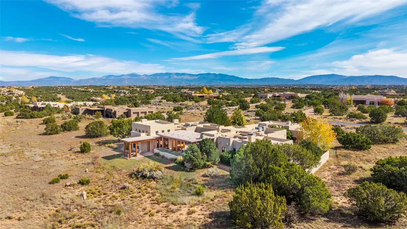 3 E Golden Eagle, Santa Fe, NM 87506, Santa Fe, New Mexico, United States. - Photo 78