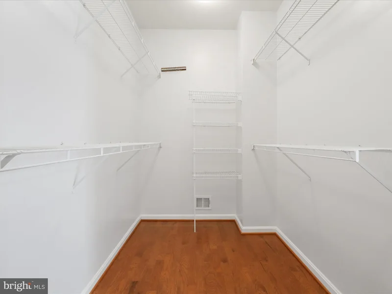 17251 Four Seasons Drive, Dumfries, VA 22025, Dumfries, Virginia, United States. - Photo 28