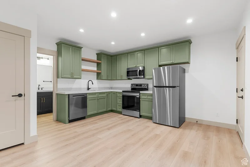 341 N BARLOW CT, Saratoga Springs, Utah, United States. - Photo 44