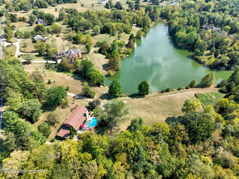 9400 Floydsburg Rd, Louisville, KY 40245, Watterson Park, Kentucky, United States. - Photo 47