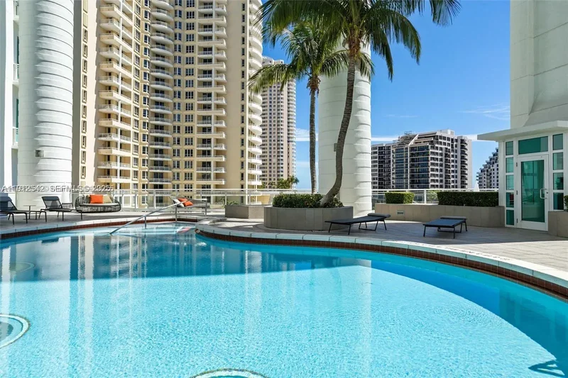 900 Brickell Key Blvd 1502, Miami, Florida, United States. - Photo 9