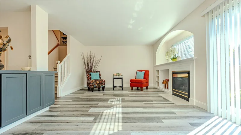 Stylish Garden Grove Townhome with Patio & Garage