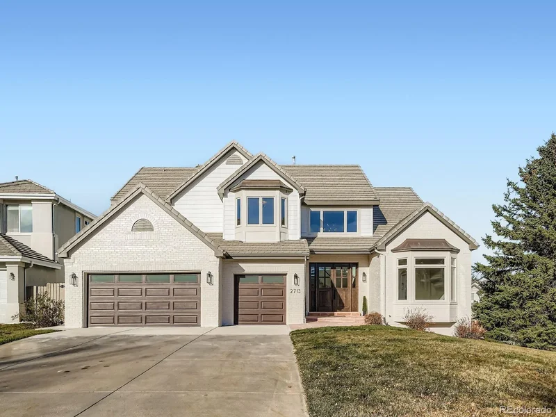 Single Family Residence in Superior