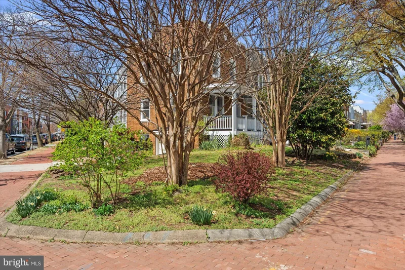 349 KENTUCKY AVE SE, Washington, District of Columbia, United States. - Photo 36