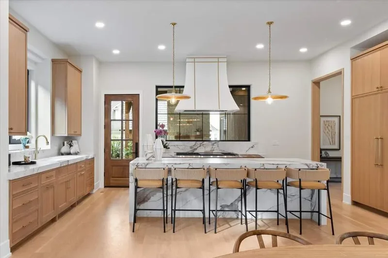 104 S. Monroe Street, Hinsdale, IL, 60521, USA, Hinsdale, Illinois, United States. - Photo 8