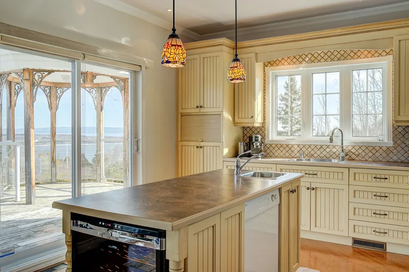 48 Rue du Noroît, Baie-Saint-Paul, Quebec, Canada. - Photo 14