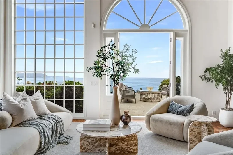 245 Crescent Bay Drive, Laguna Beach, California, United States. - Photo 9