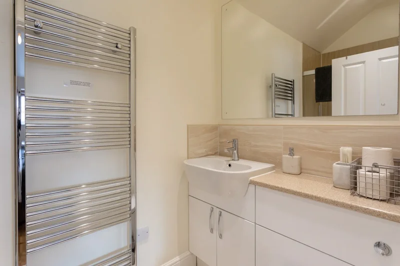 87 High Street, Bempton, Bempton, England, United Kingdom. - Photo 25