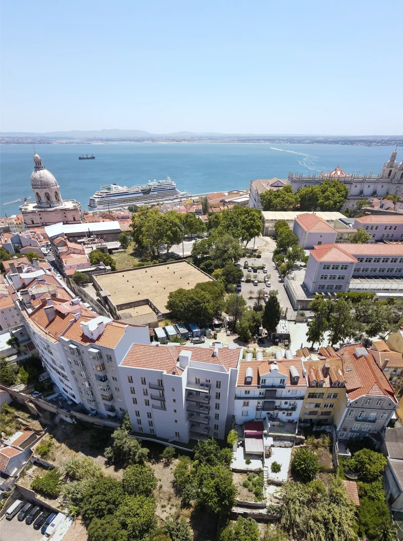 Graça, Lisbon, Portugal, Sao Vicente, Lisbon, Portugal. - Photo 4