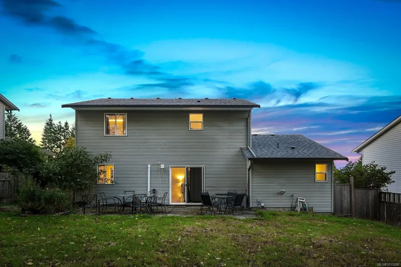 508 Deerwood Pl, Comox, British Columbia, Canada. - Photo 13