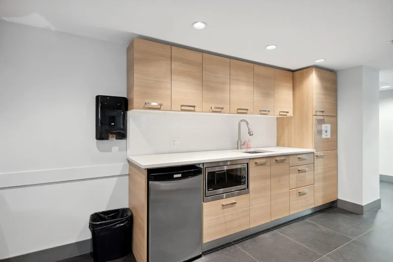 1783 Manitoba Street 621, Vancouver, British Columbia, Canada. - Photo 13