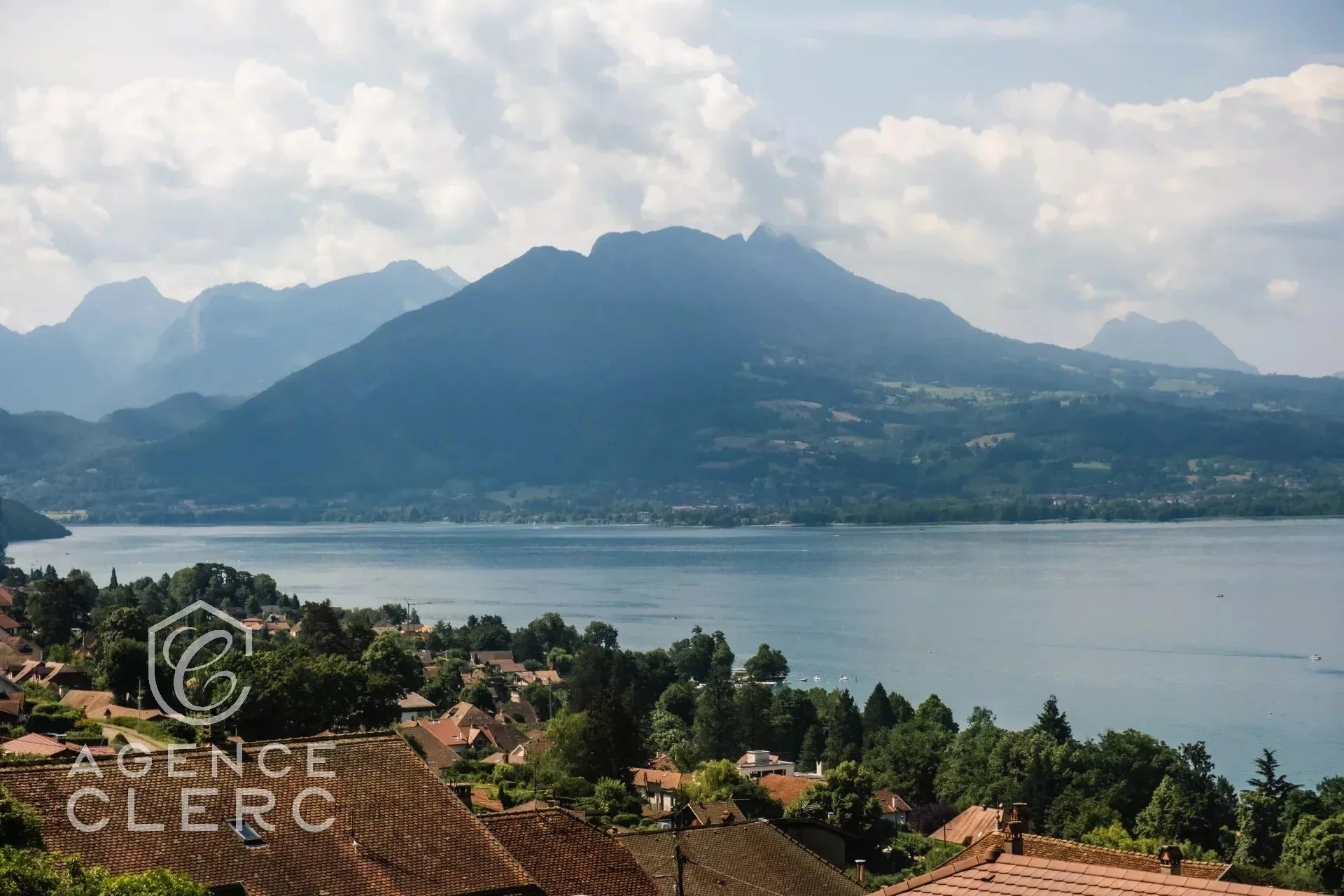 Veyrier-du-Lac, Auvergne-Rhône-Alpes, France. - Photo 37