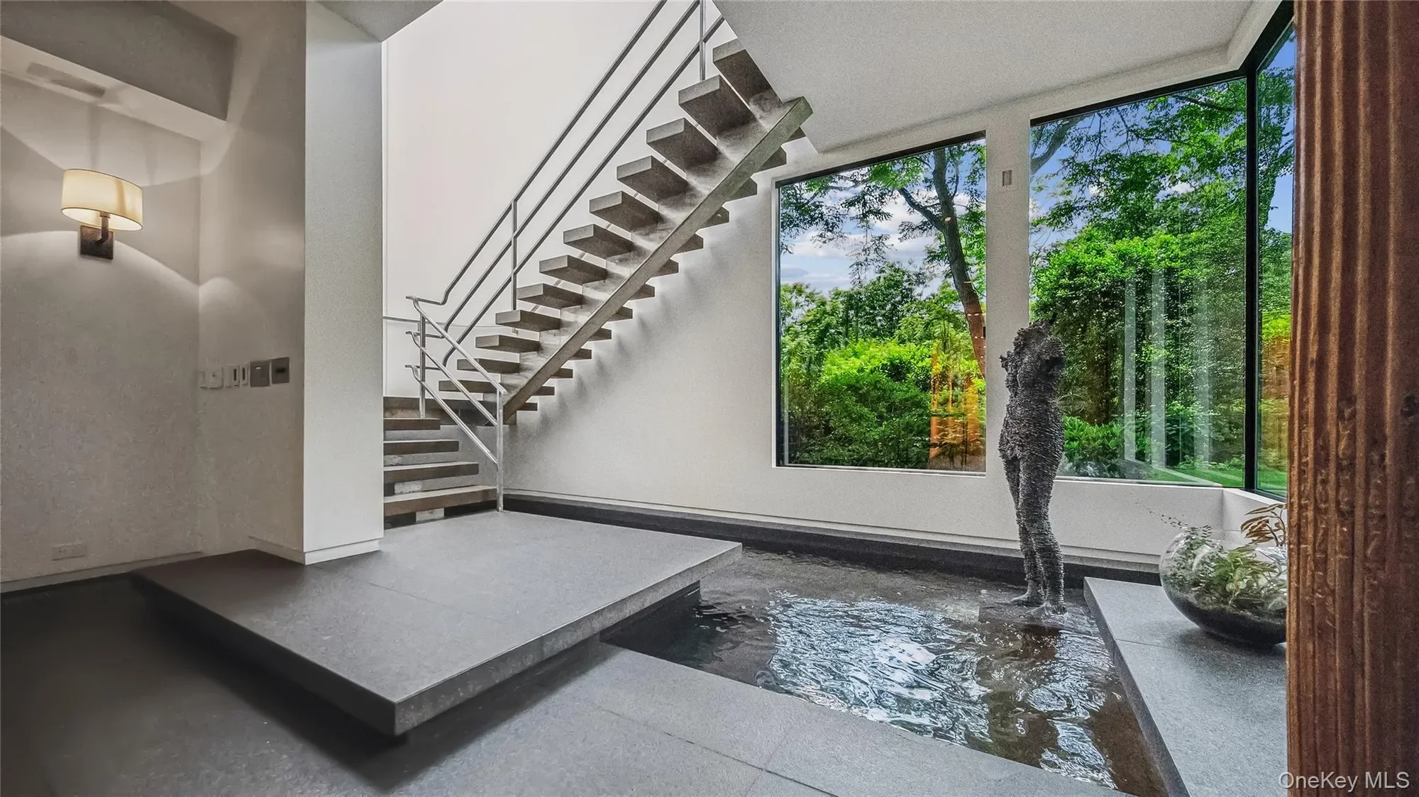 Gallery photo 10